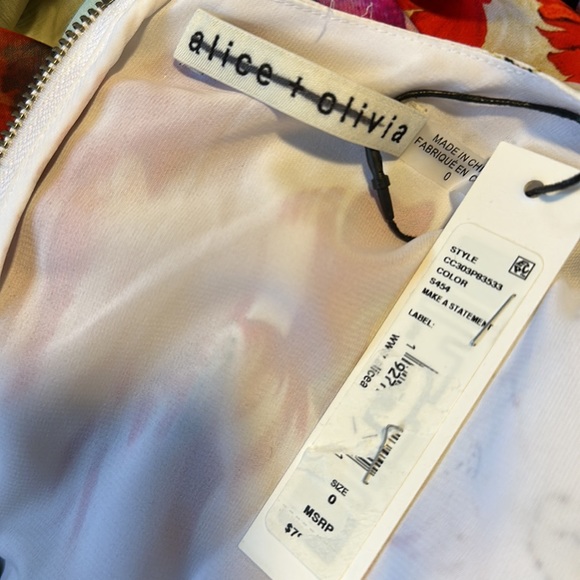 Alice + Olivia Bellami V-Neck Maxi Dress - Picture 9 of 10